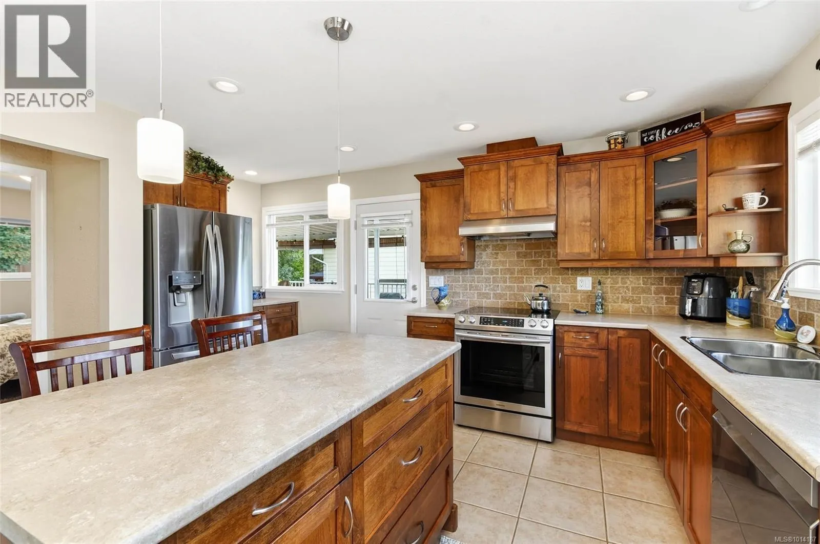 3654 Fowlie Cres