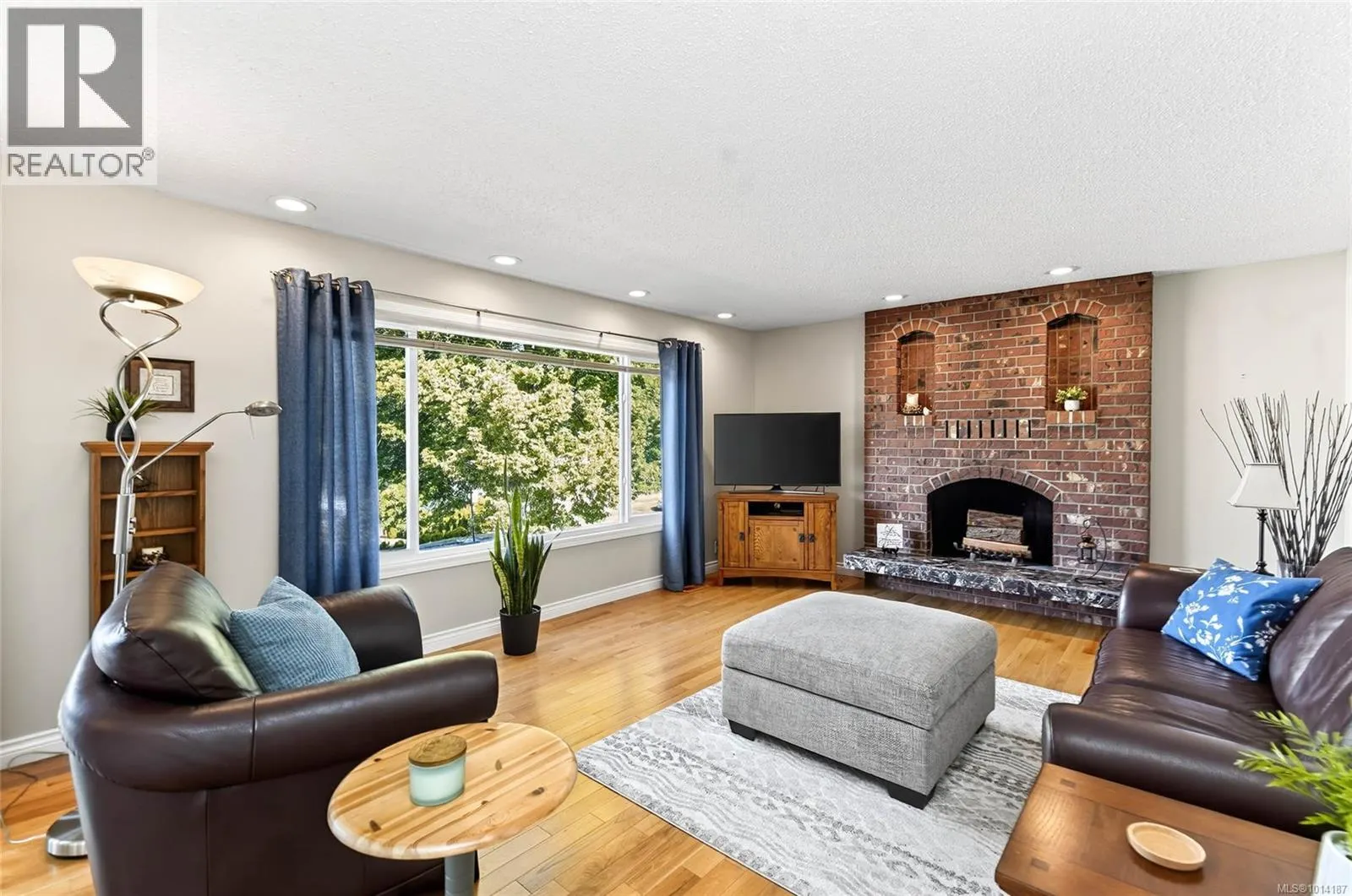 3654 Fowlie Cres