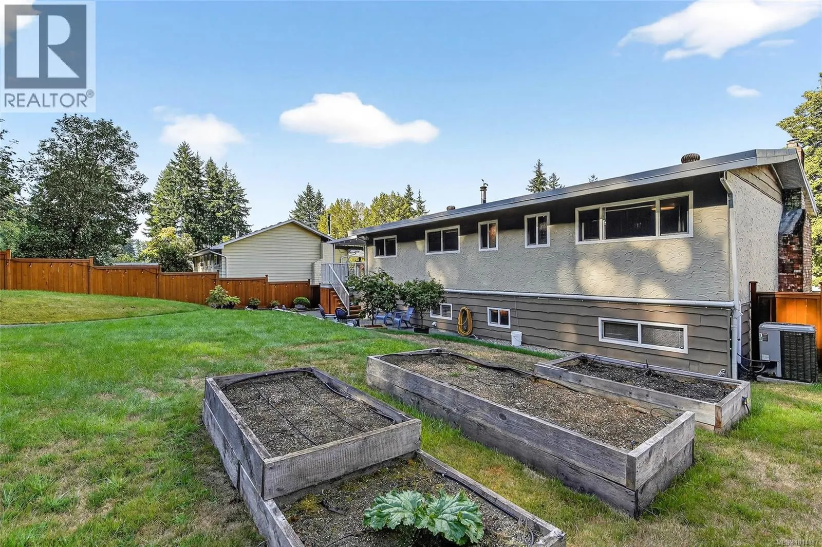 3654 Fowlie Cres