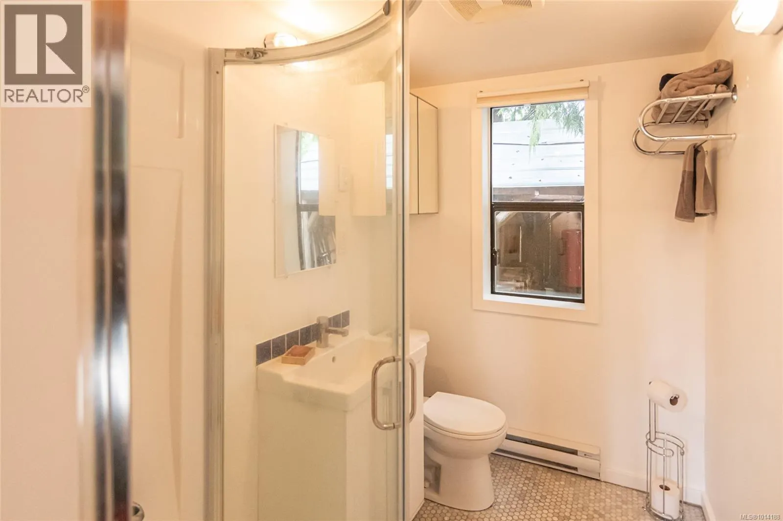 120 Heidi Pl