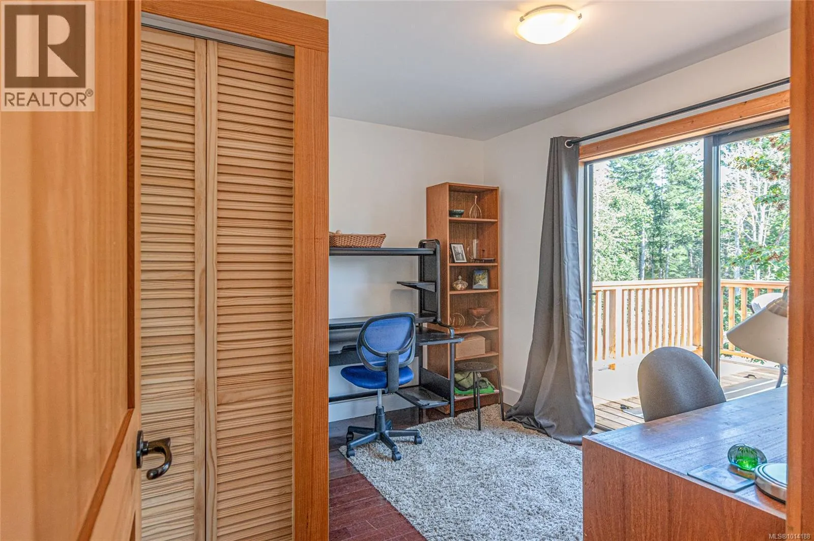 120 Heidi Pl