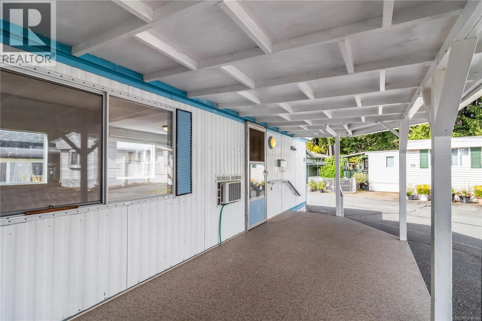 83 2911 Sooke Lake Rd