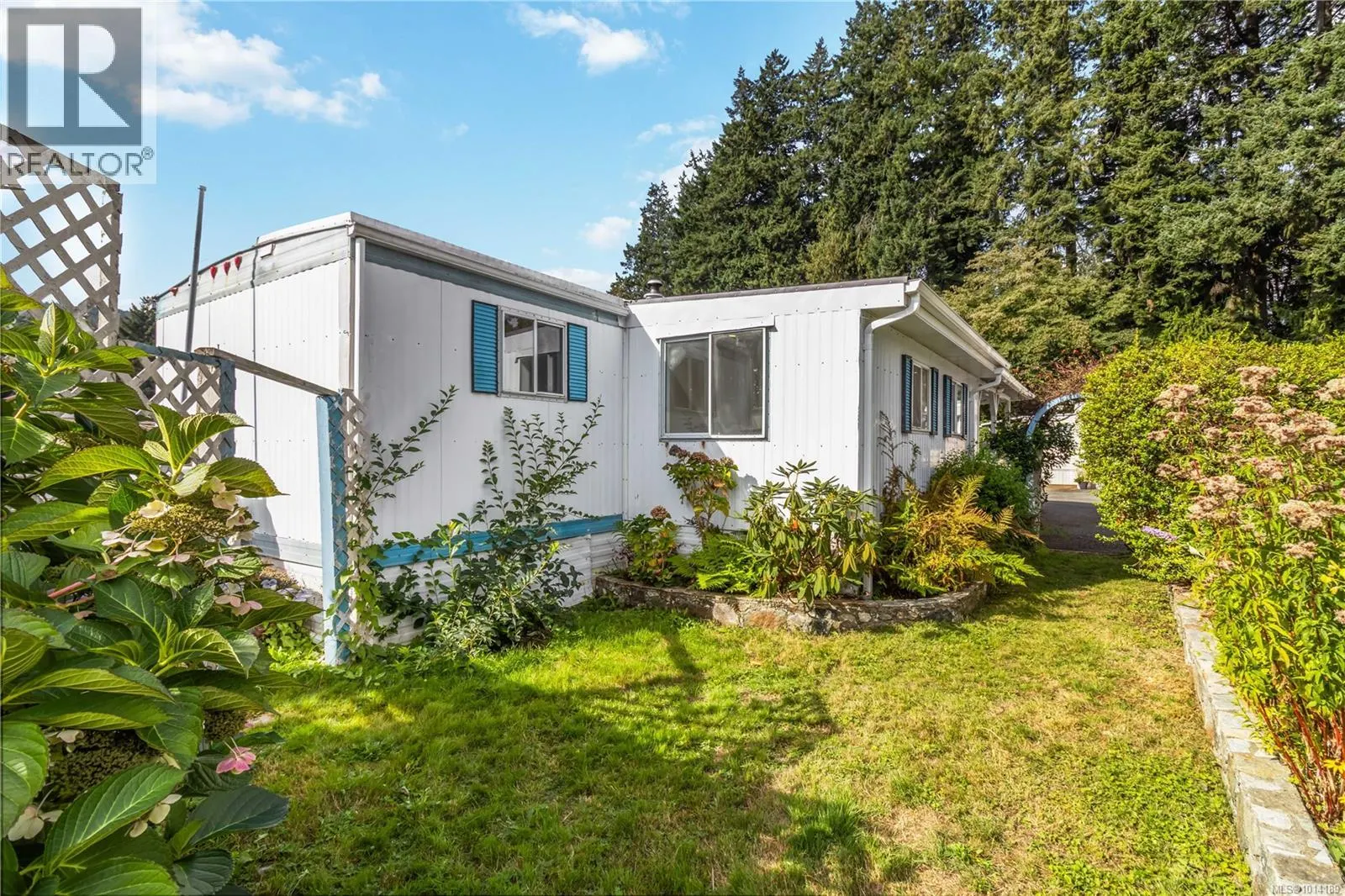83 2911 Sooke Lake Rd