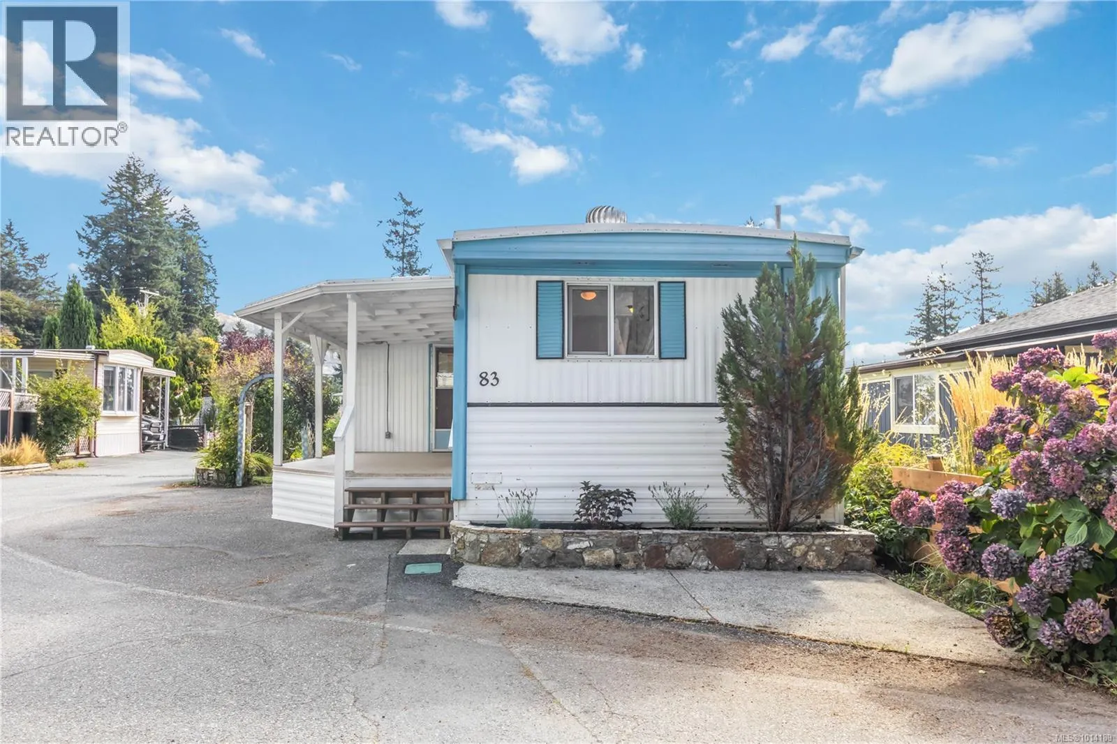 83 2911 Sooke Lake Rd