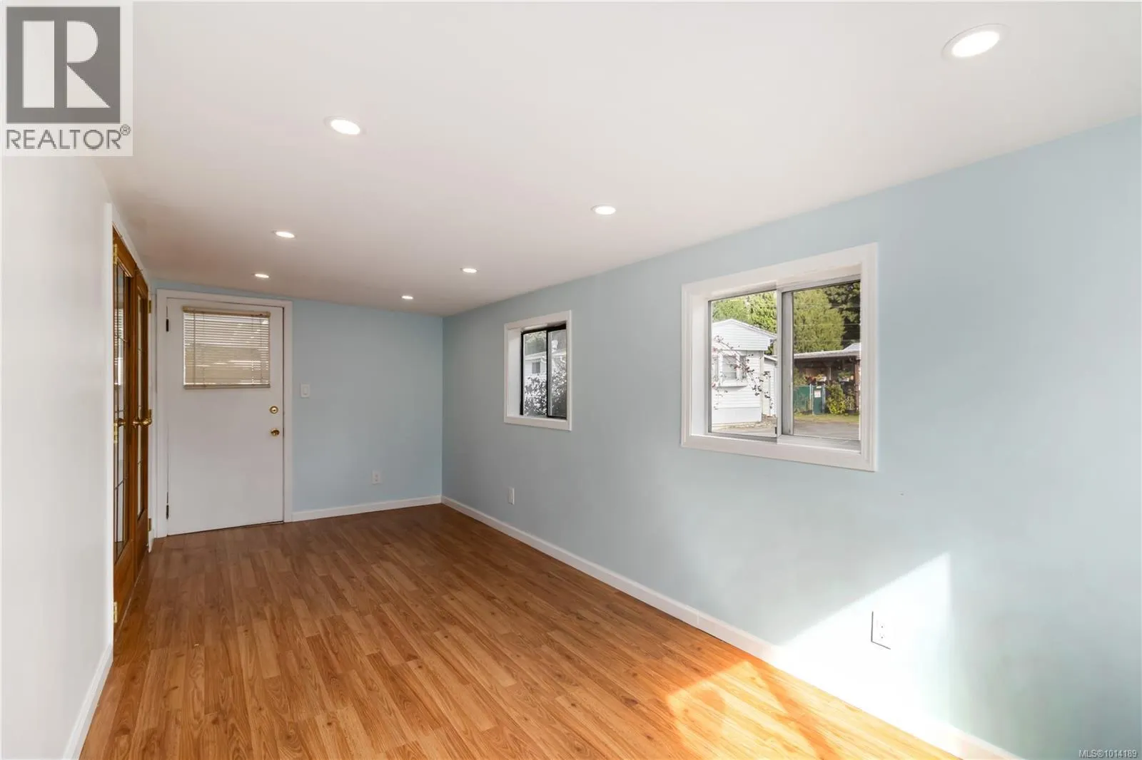 83 2911 Sooke Lake Rd
