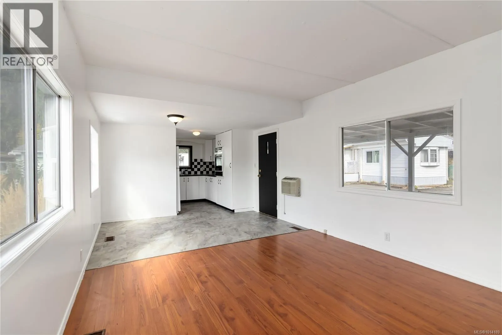 83 2911 Sooke Lake Rd