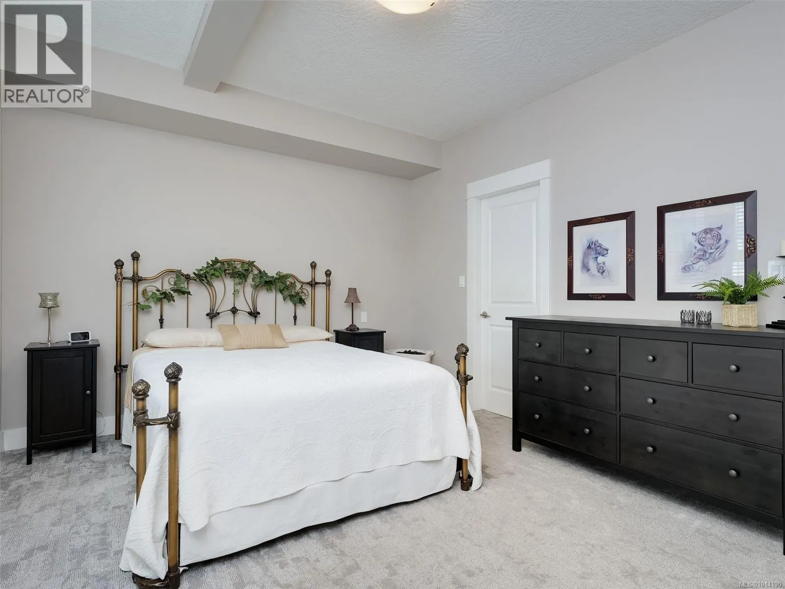109 630 Speed Ave