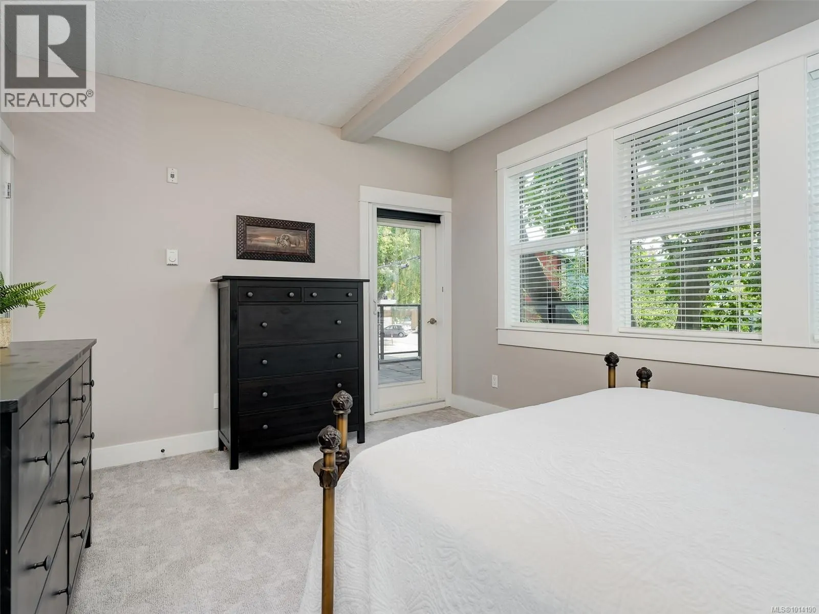 109 630 Speed Ave