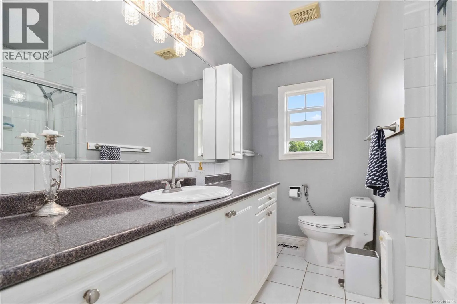 625 Baker St
