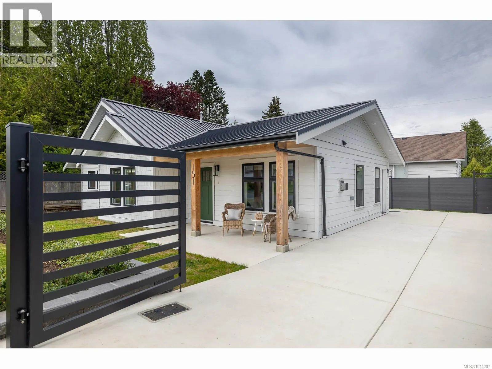 151 Hickey Ave