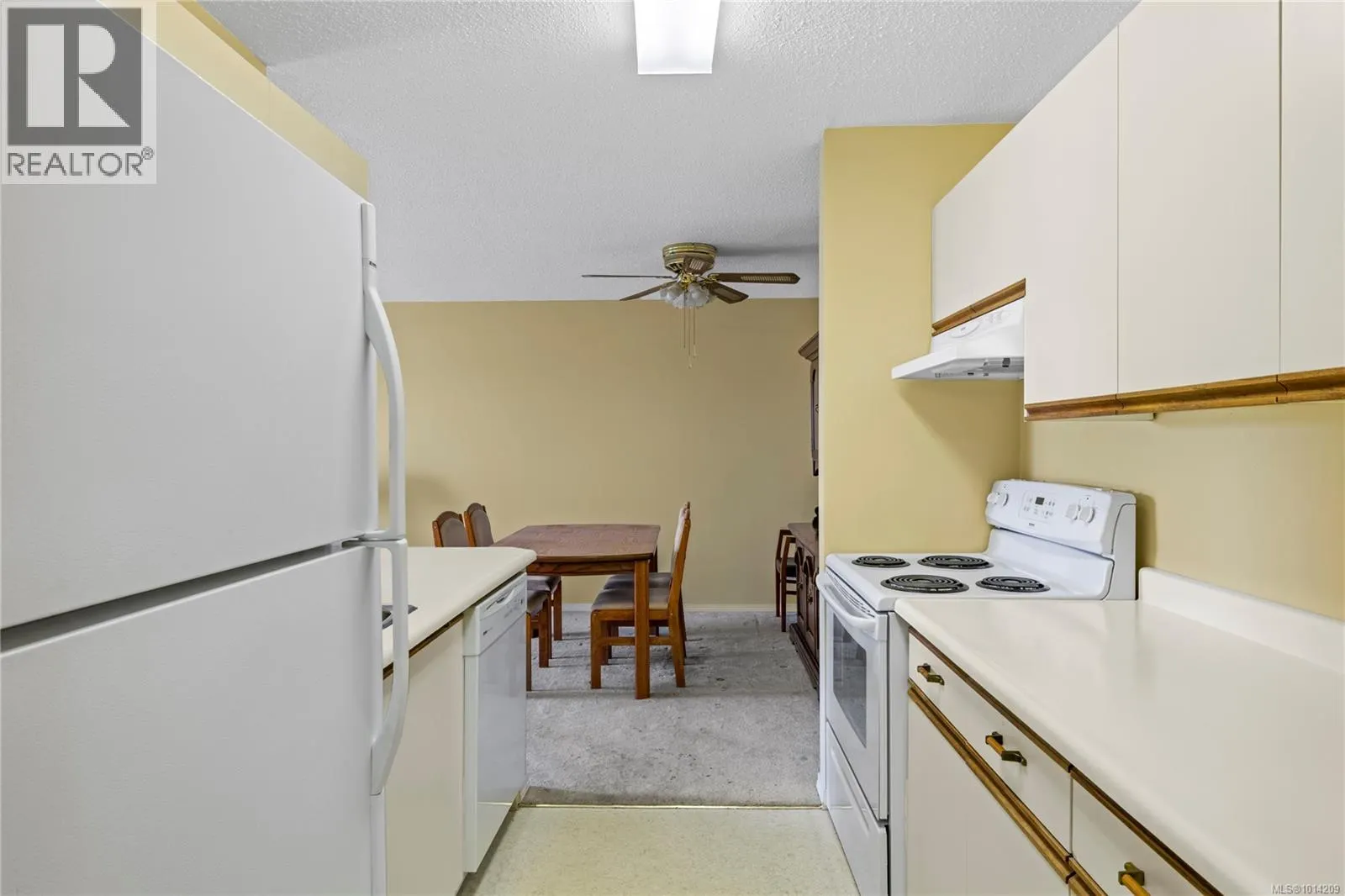 309 9942 Daniel St
