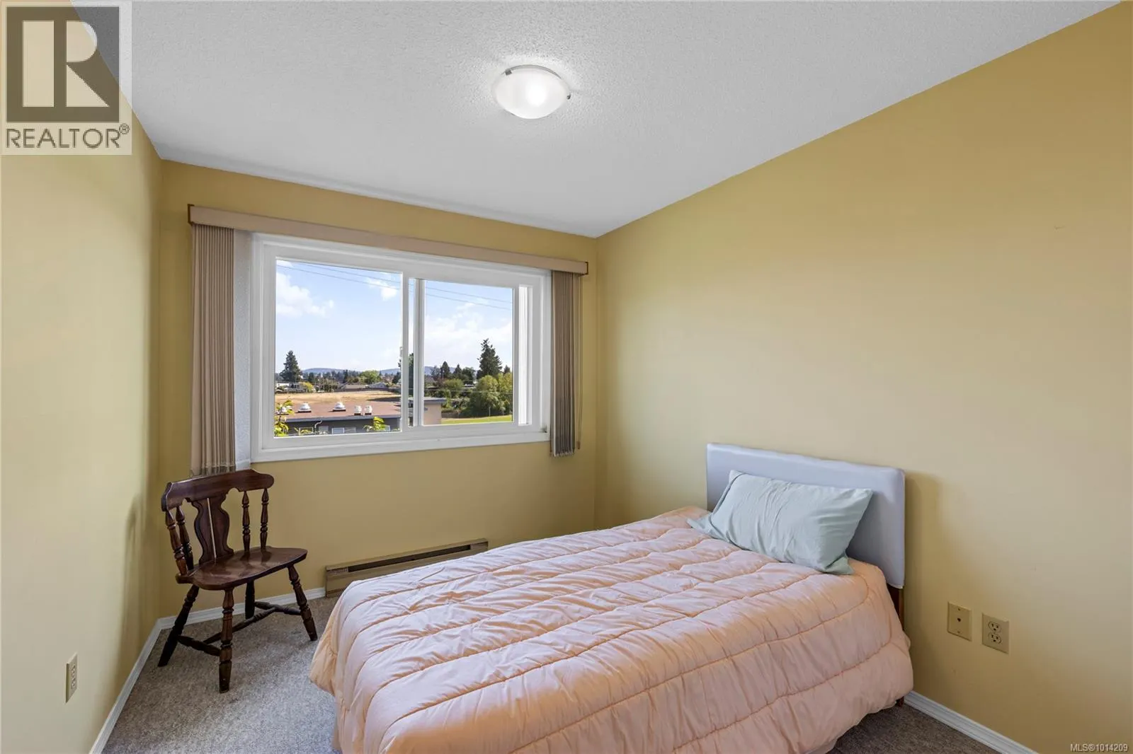 309 9942 Daniel St