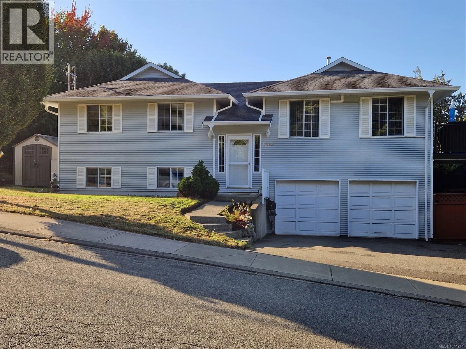 1265 Woodway Rd