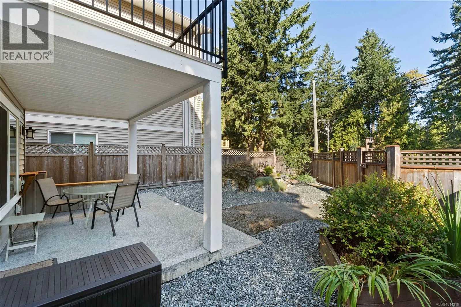 671 Bowen Rd