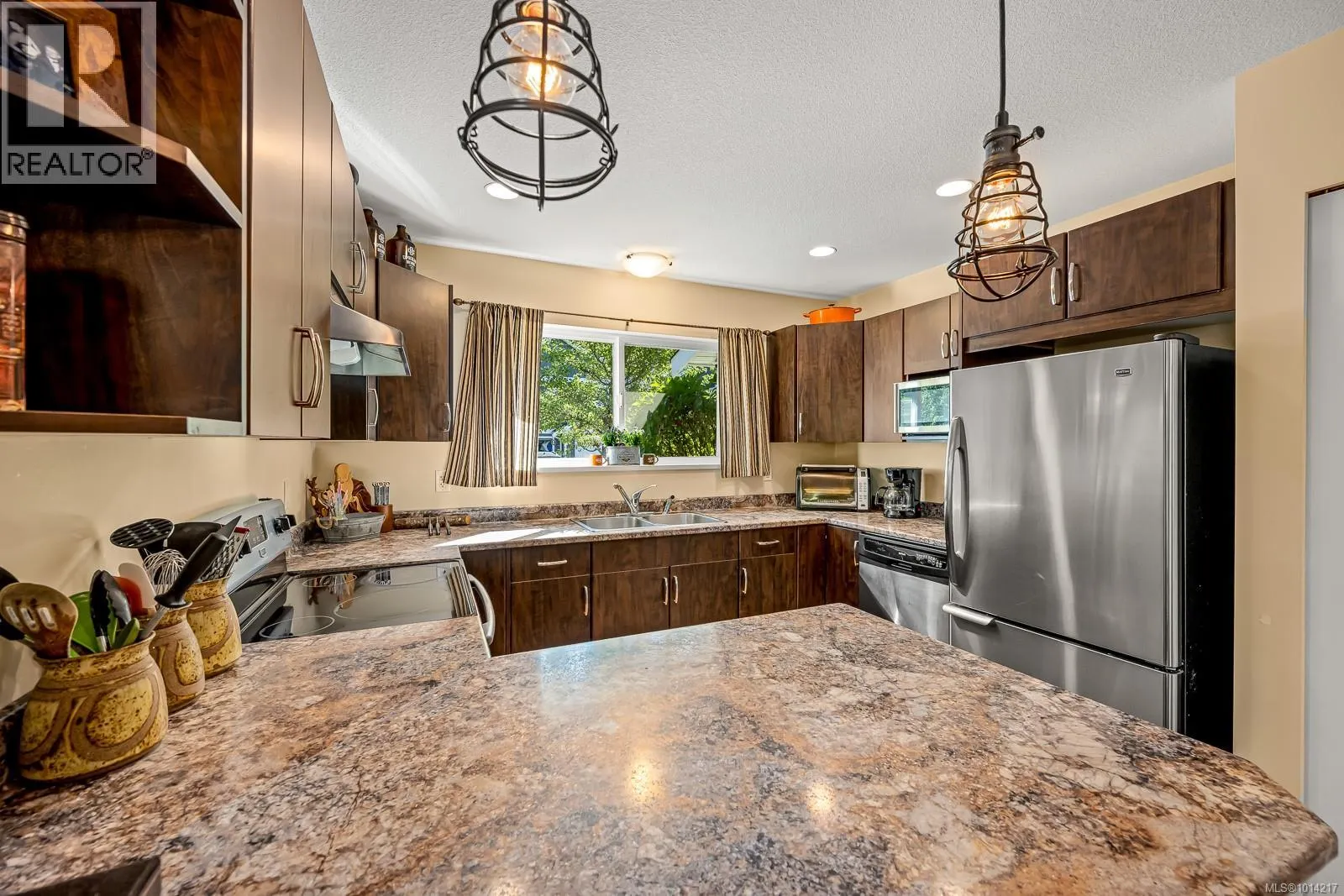 19 3400 Coniston Cres