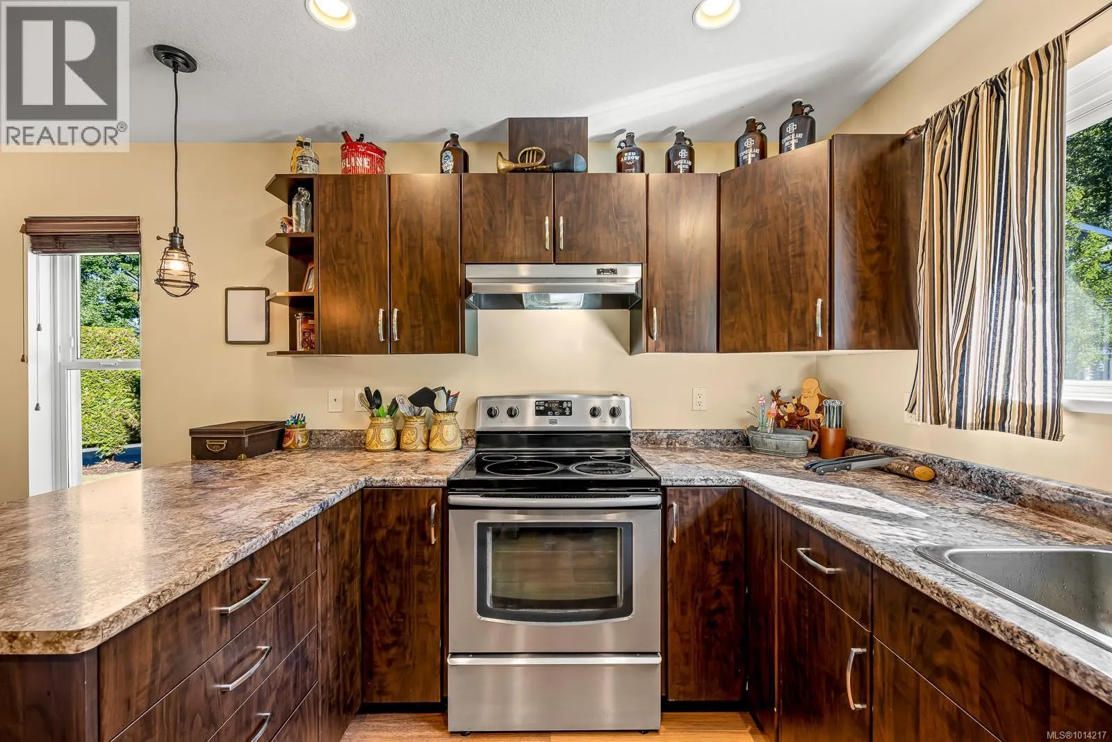 19 3400 Coniston Cres