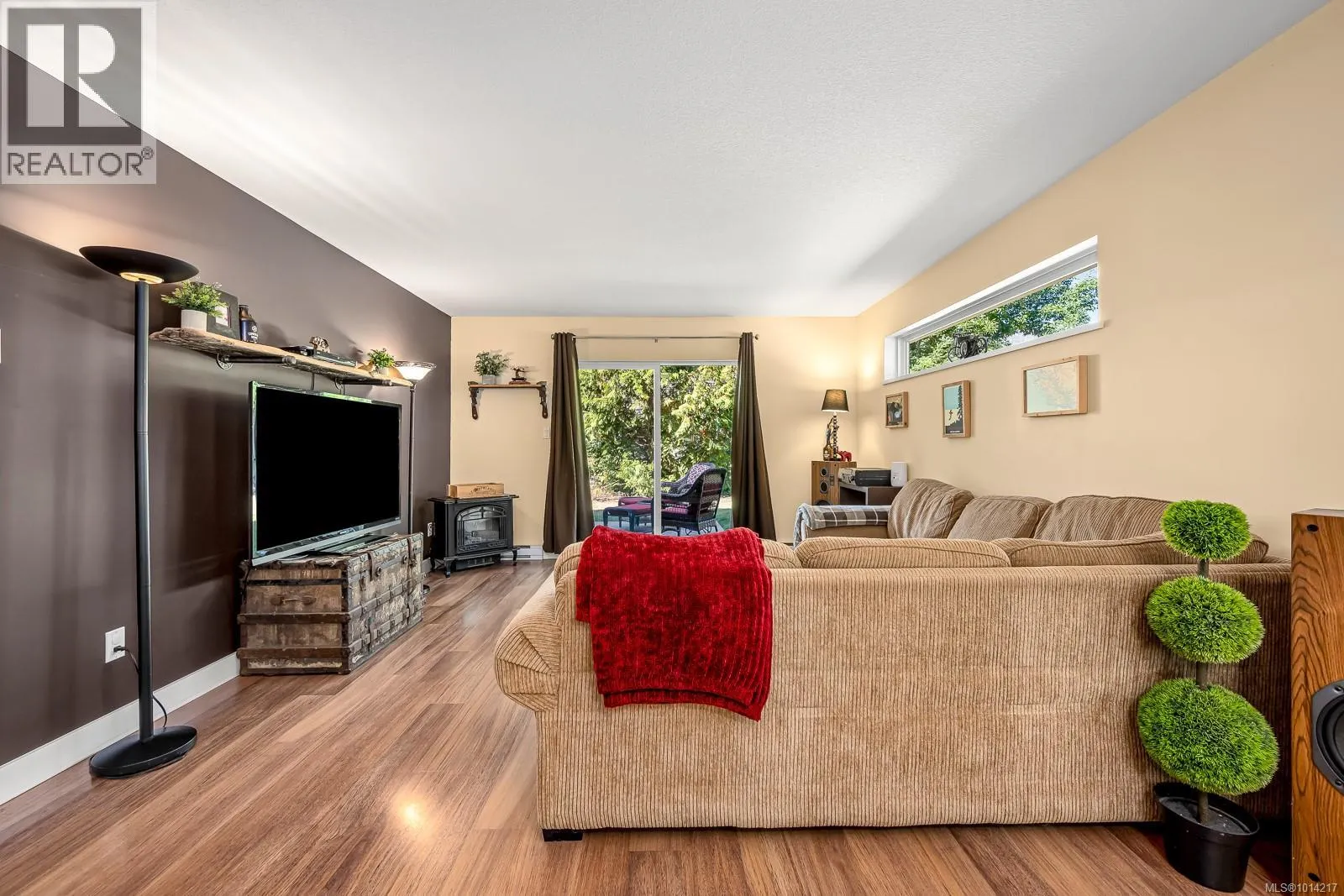 19 3400 Coniston Cres