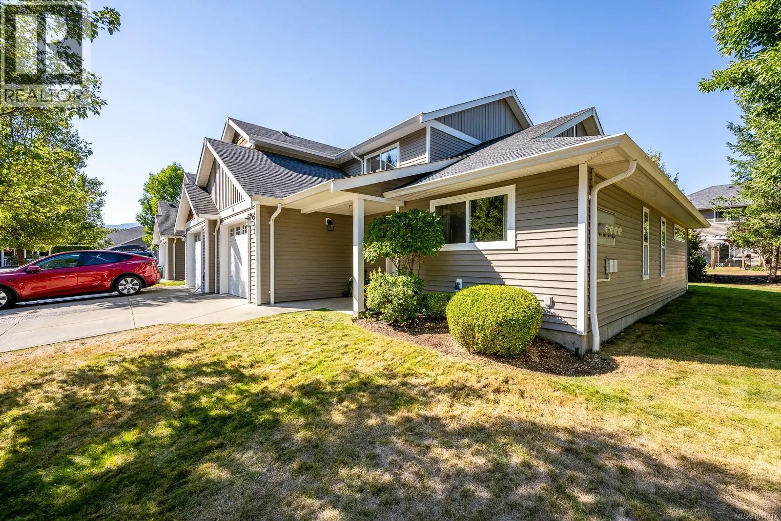 19 3400 Coniston Cres