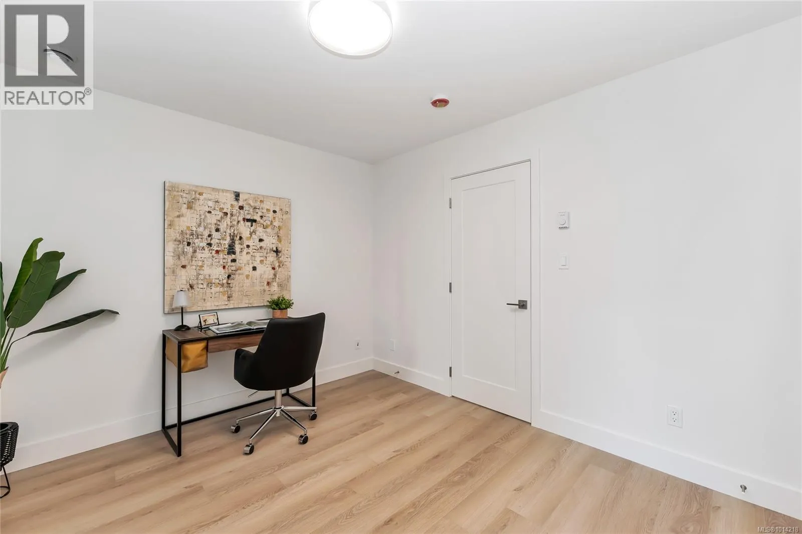 903 Vine Crt