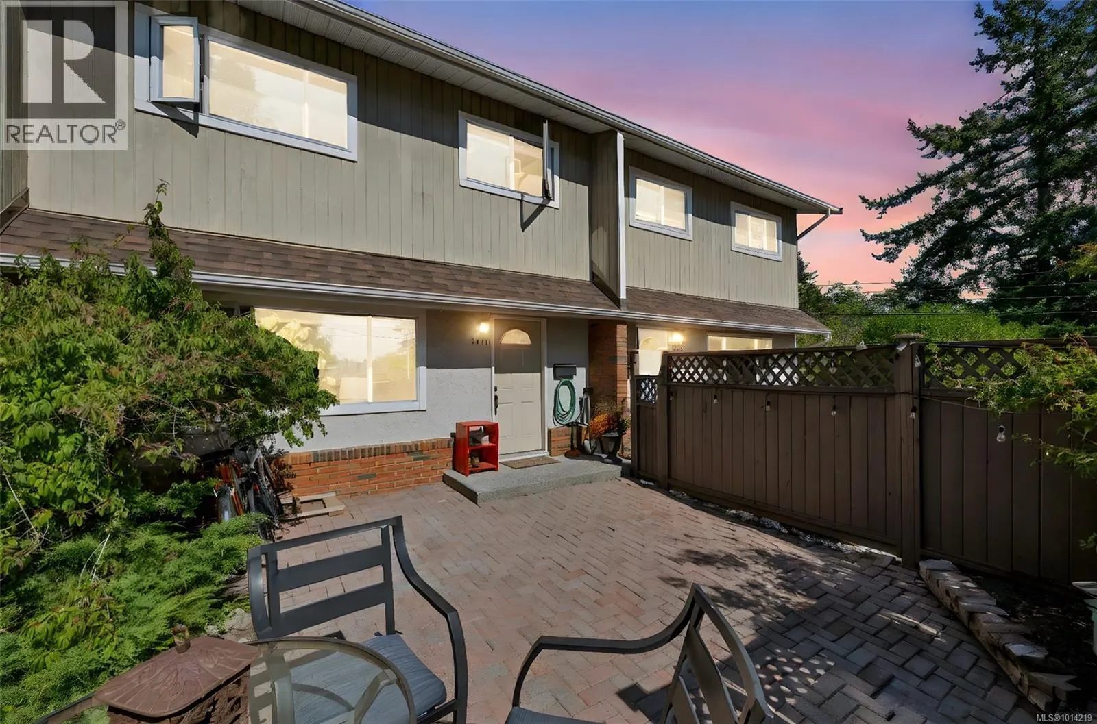 1018 Falmouth Rd