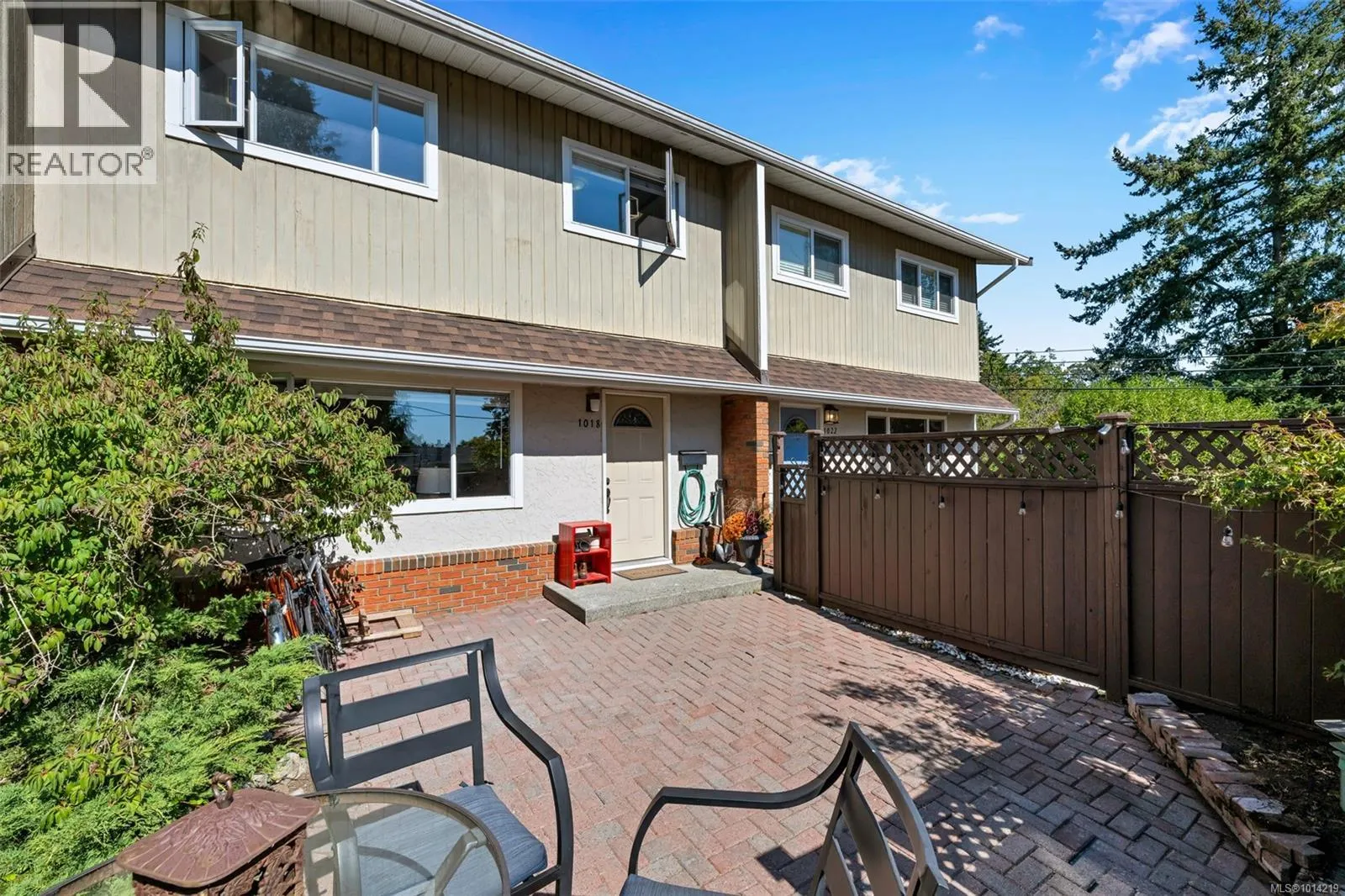 1018 Falmouth Rd