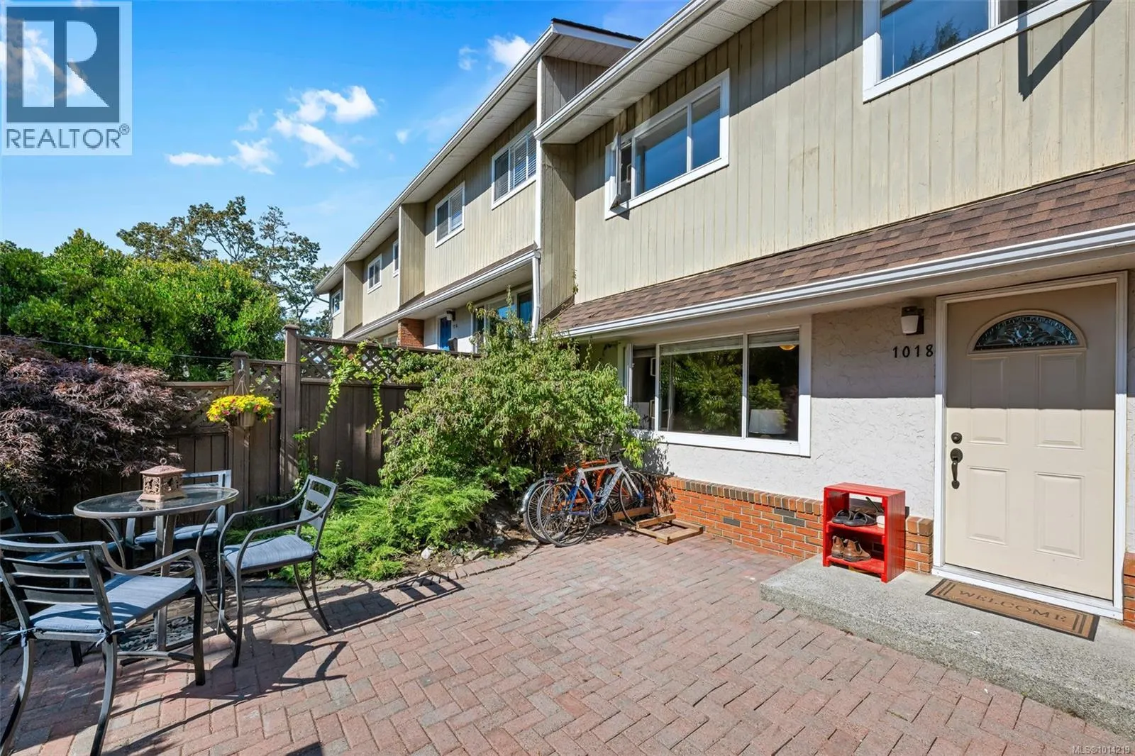 1018 Falmouth Rd