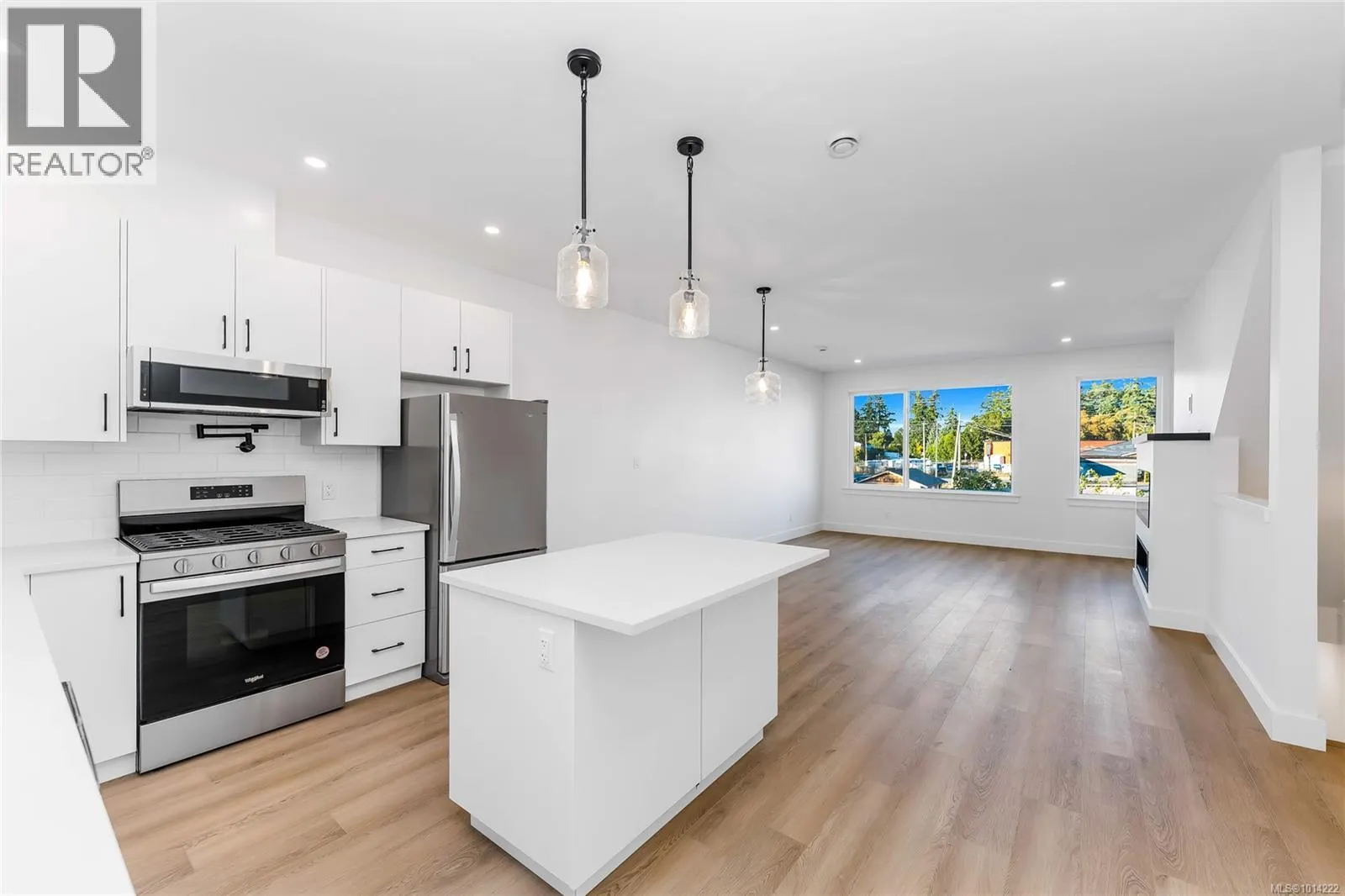 905 Vine Crt