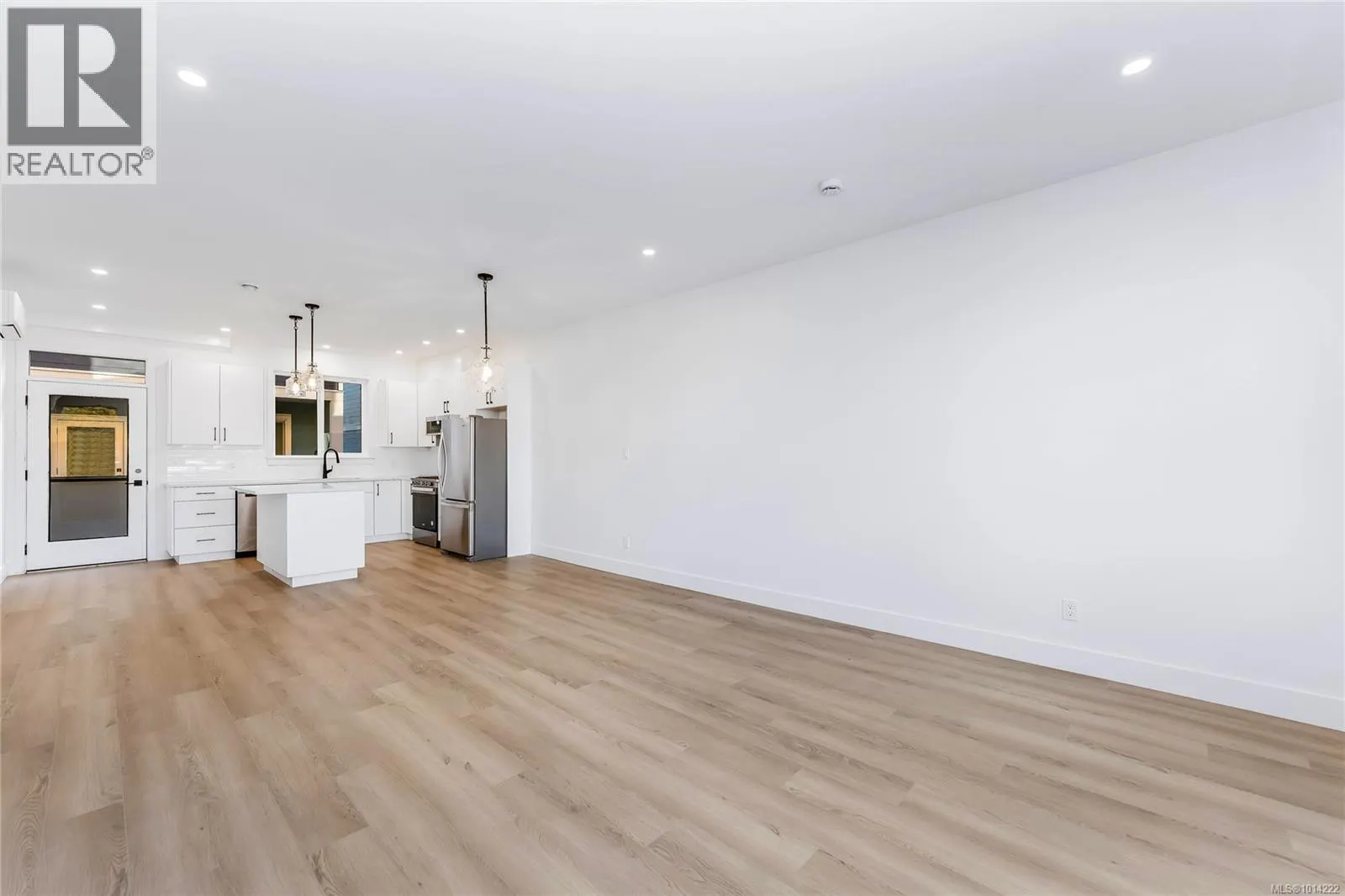 905 Vine Crt