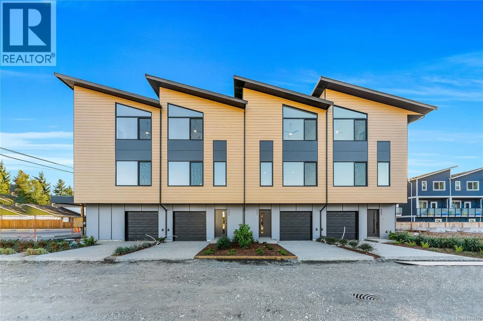 905 Vine Crt