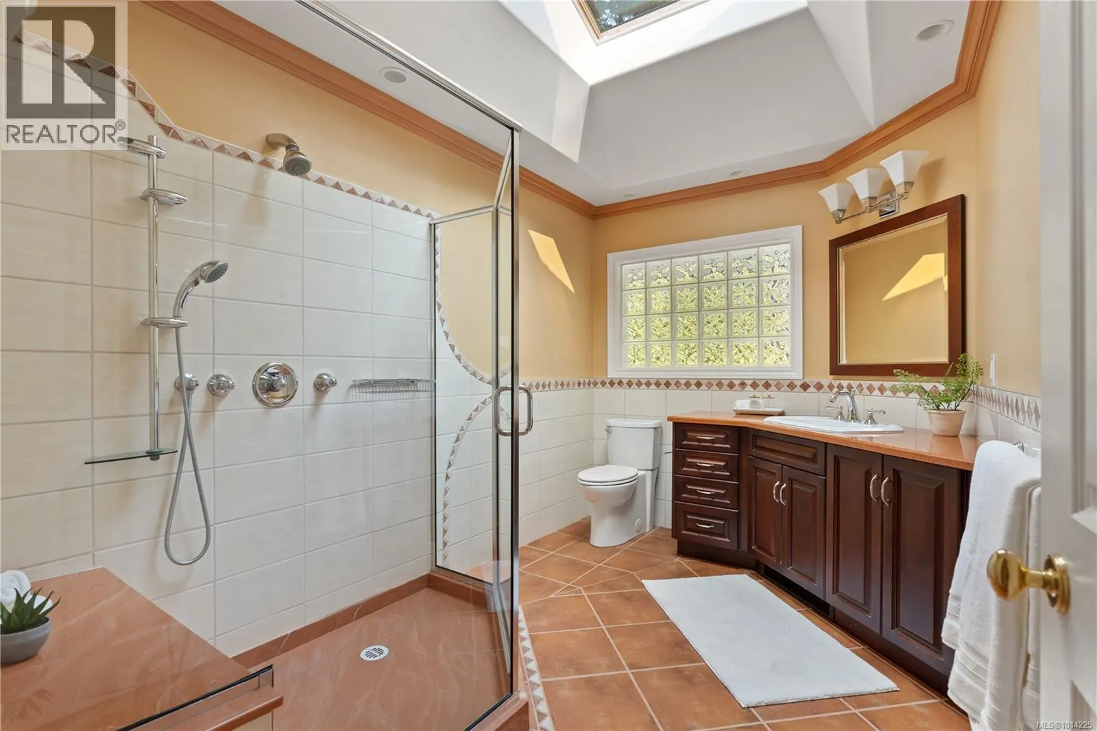 2108 Wenman Dr