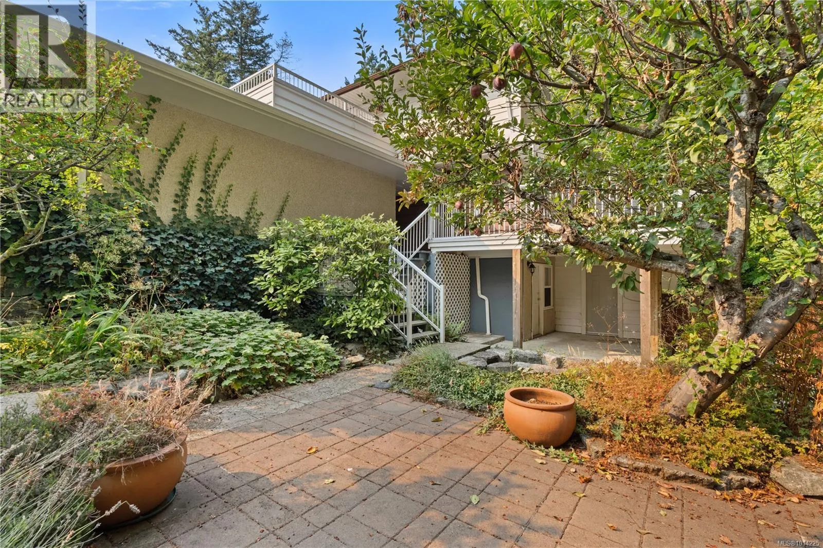 2108 Wenman Dr
