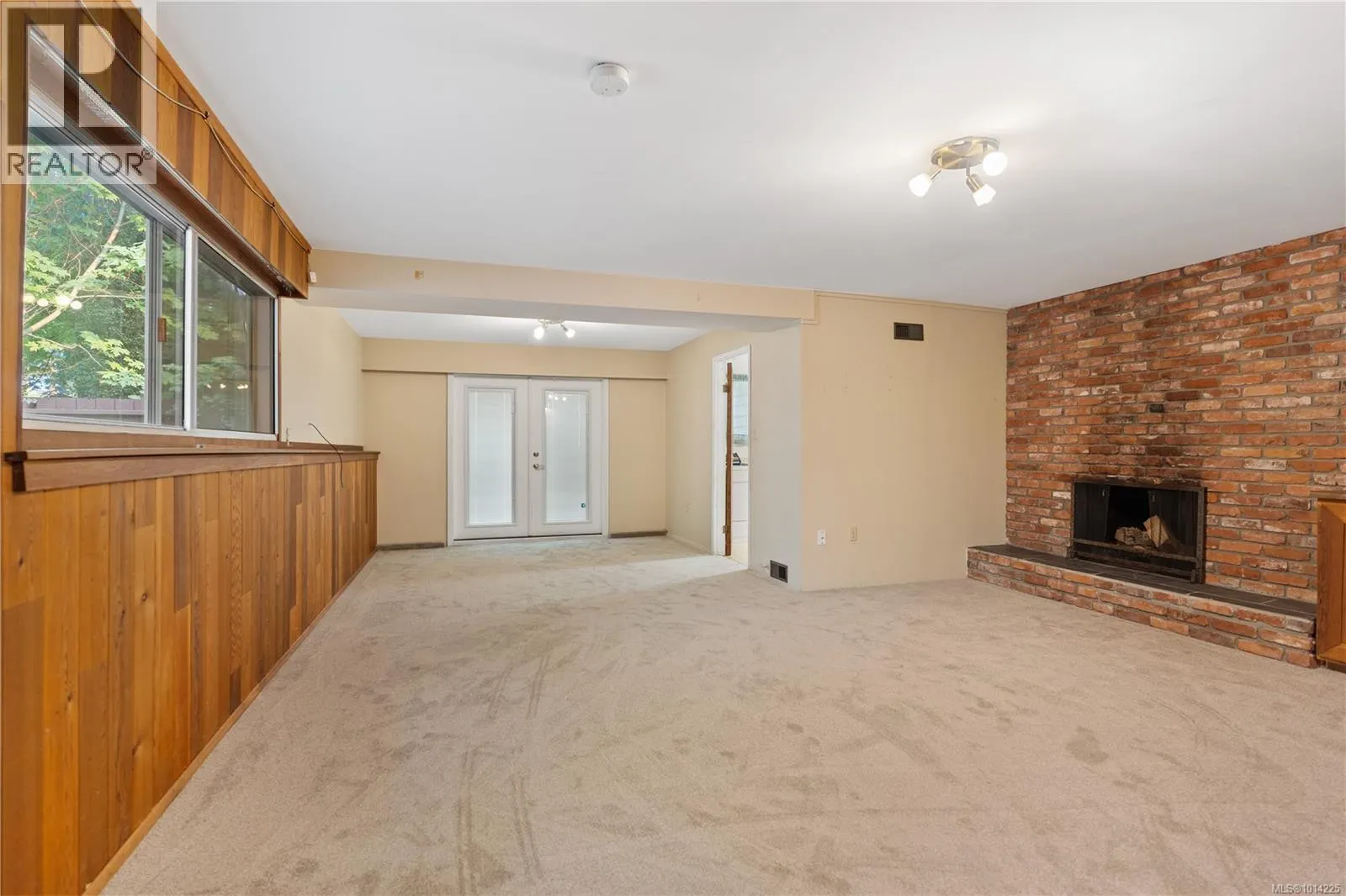 2108 Wenman Dr