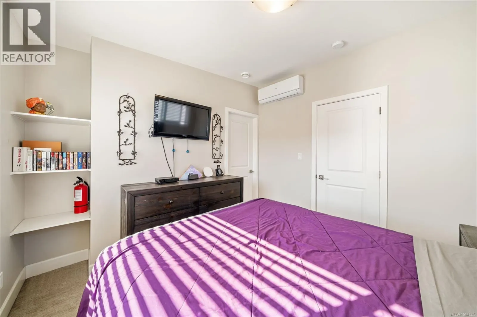 304 3351 Luxton Rd