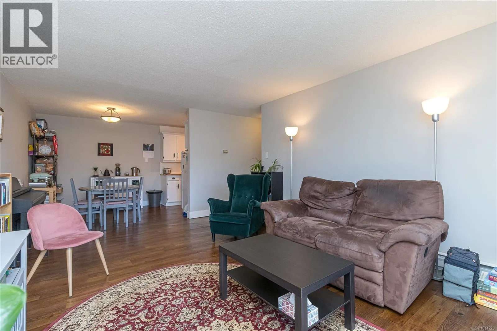 204 1024 Fairfield Rd