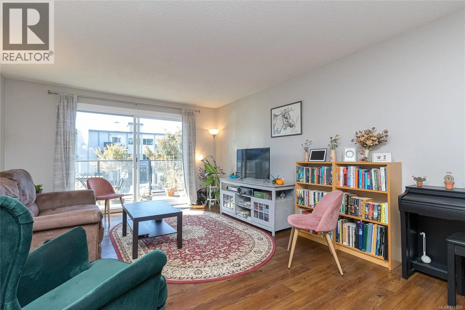 204 1024 Fairfield Rd
