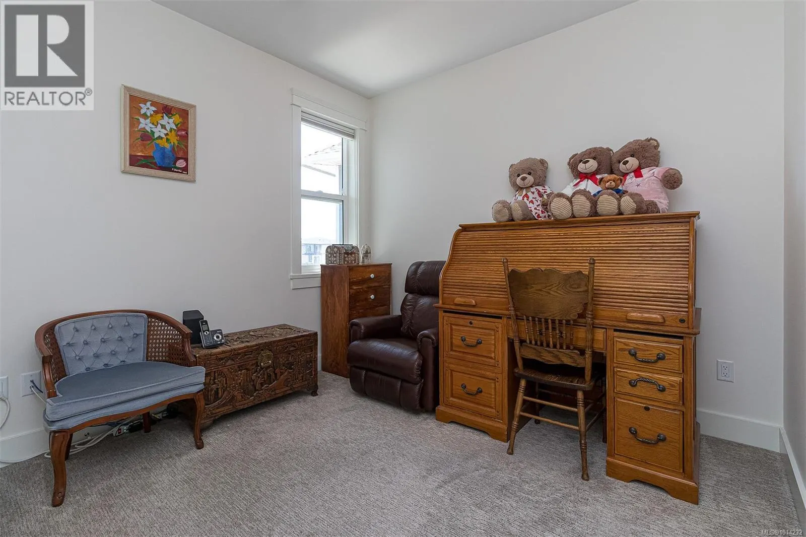 2406 Azurite Cres