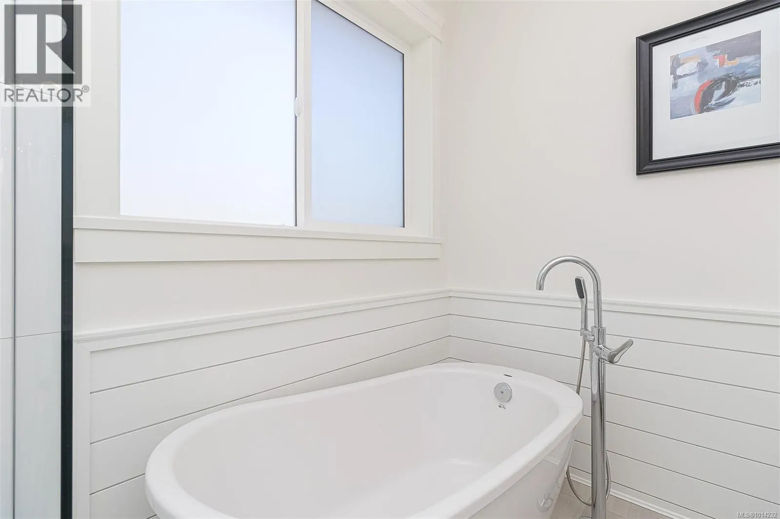 2406 Azurite Cres