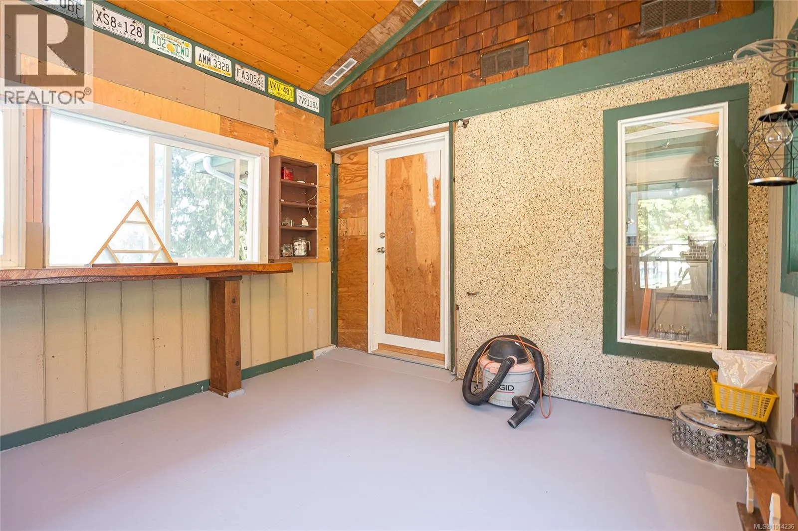10695 Chemainus Rd