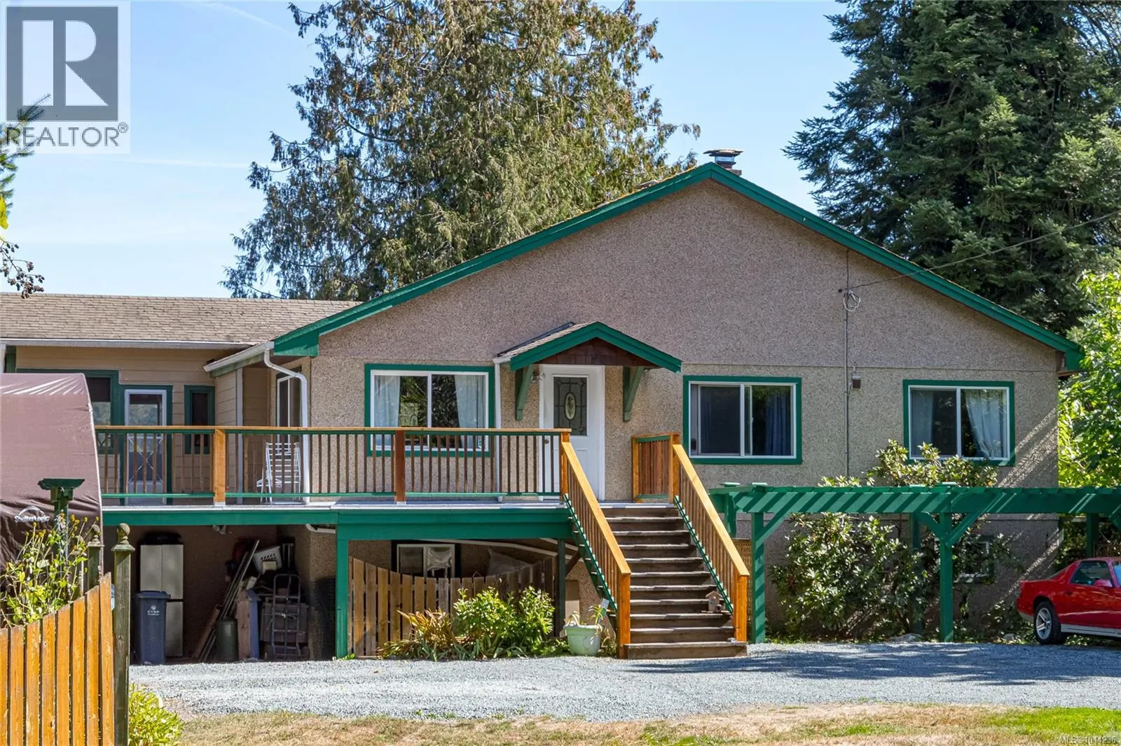 10695 Chemainus Rd