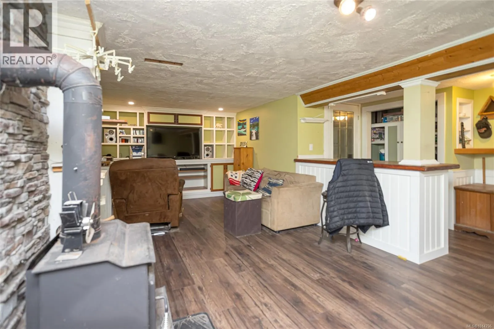 10695 Chemainus Rd
