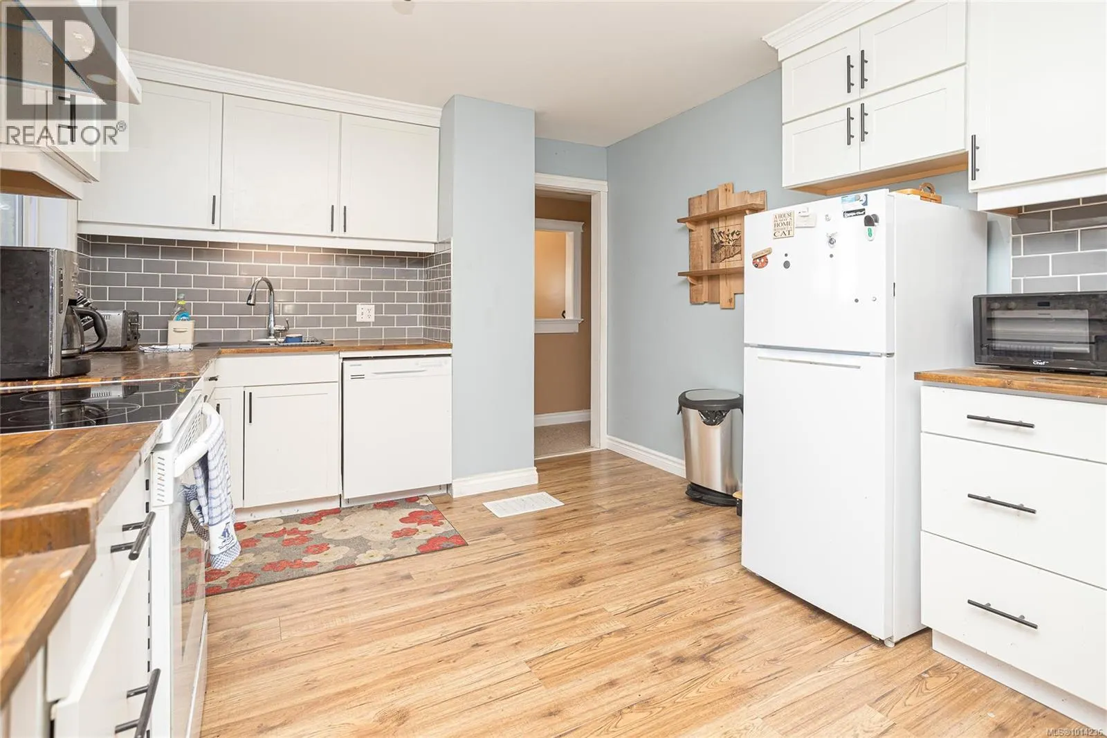 10695 Chemainus Rd