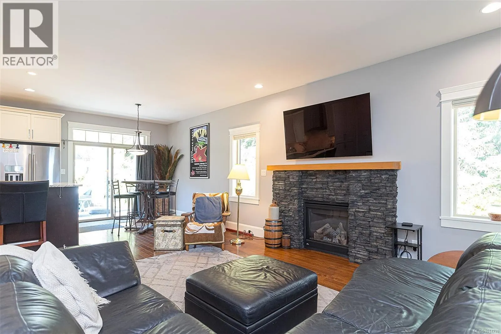 101 Royal Oak Pl
