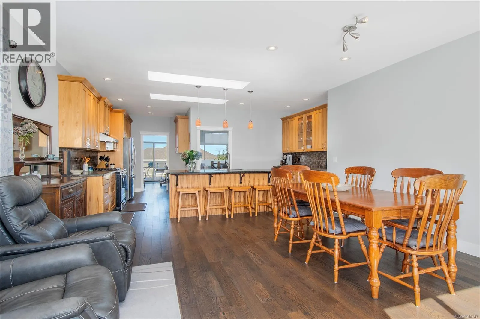 2953 Pacific View Terr