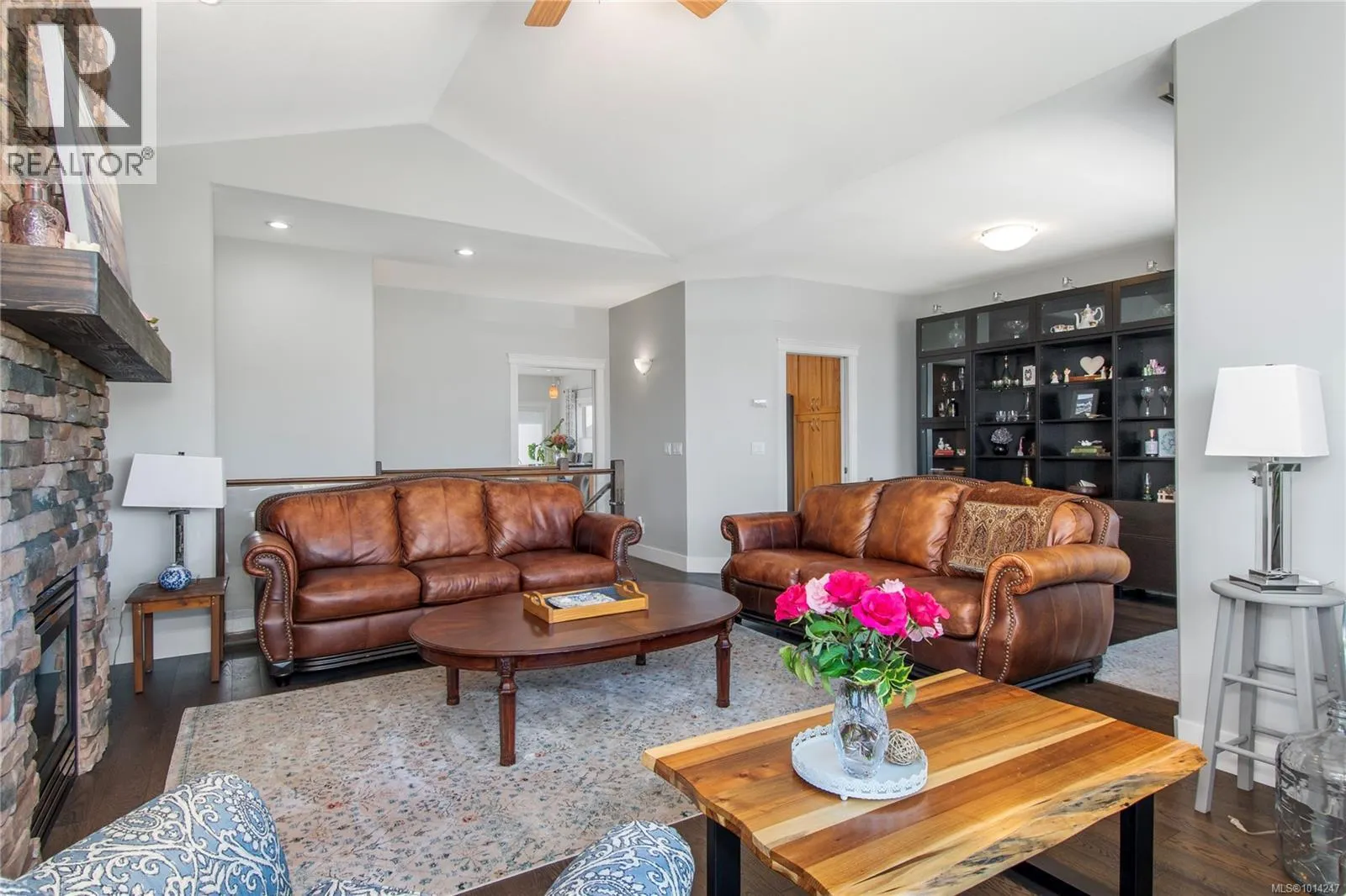 2953 Pacific View Terr
