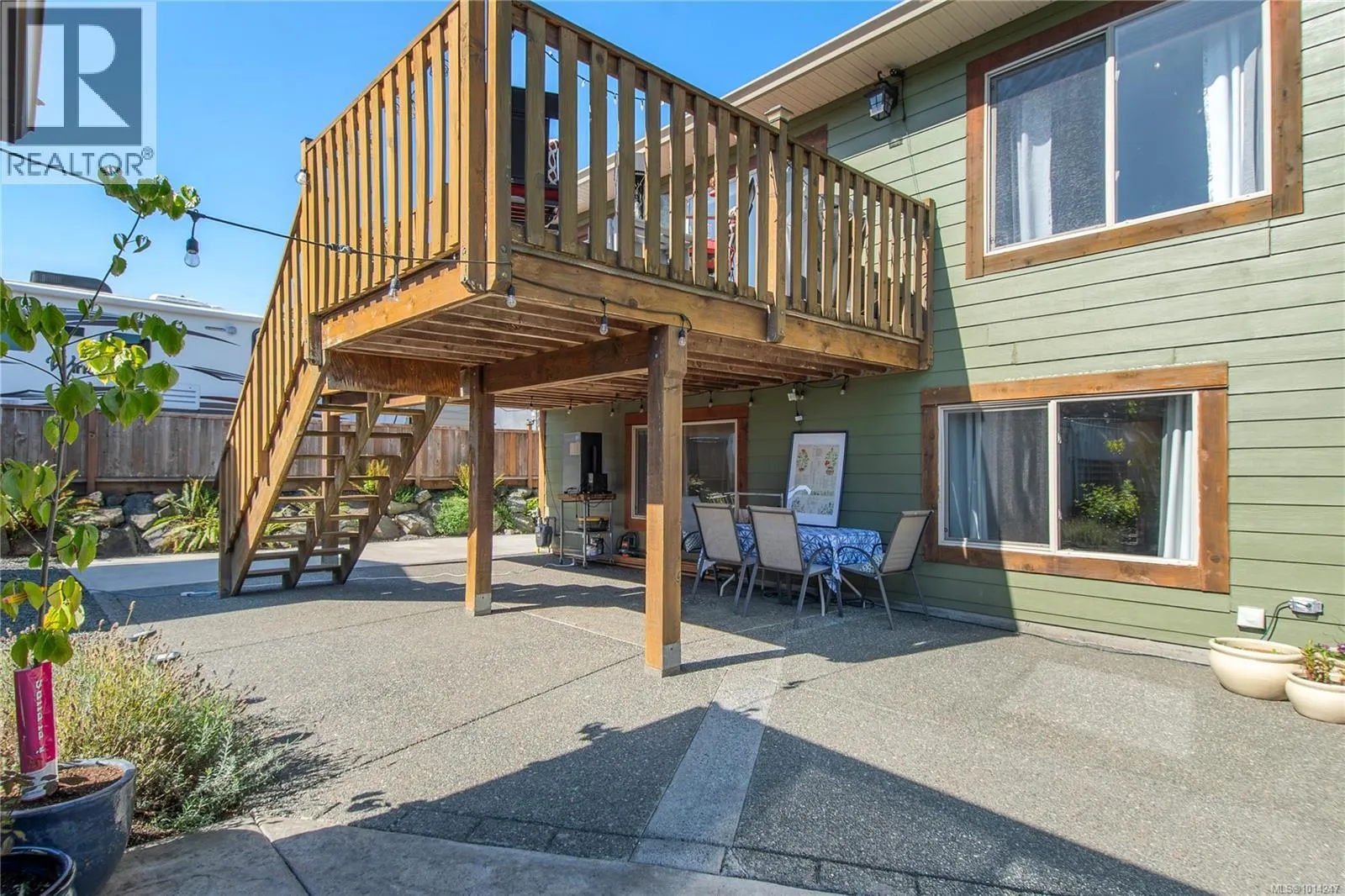 2953 Pacific View Terr