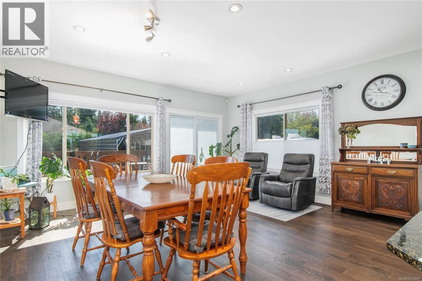 2953 Pacific View Terr