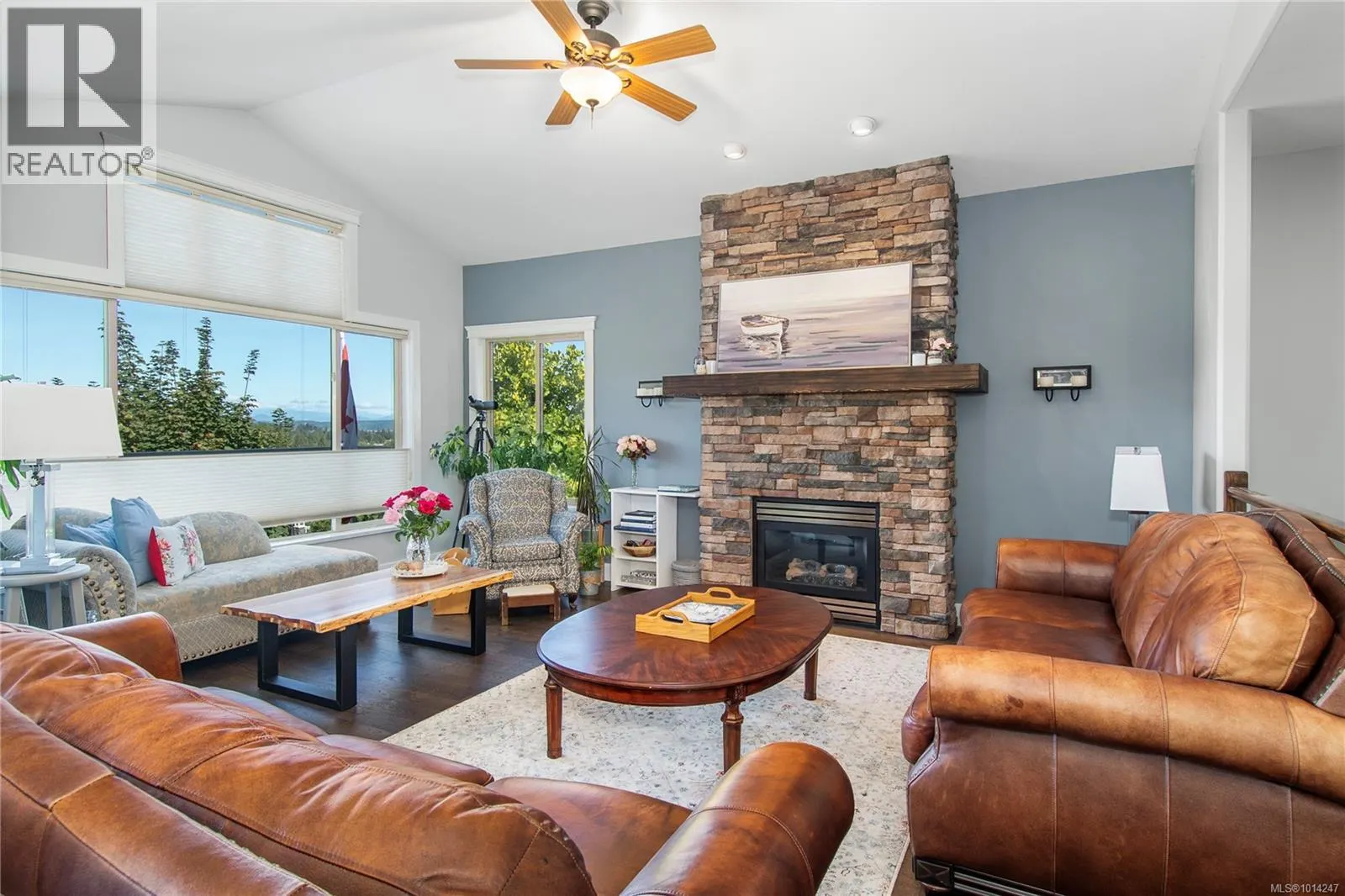 2953 Pacific View Terr