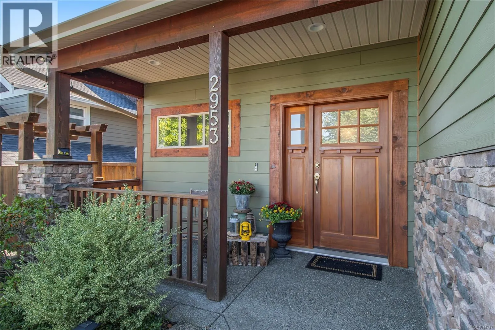 2953 Pacific View Terr