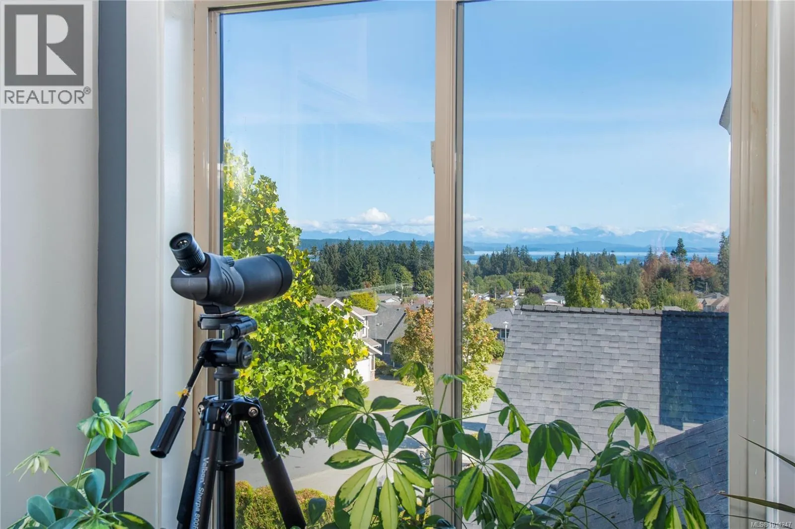 2953 Pacific View Terr