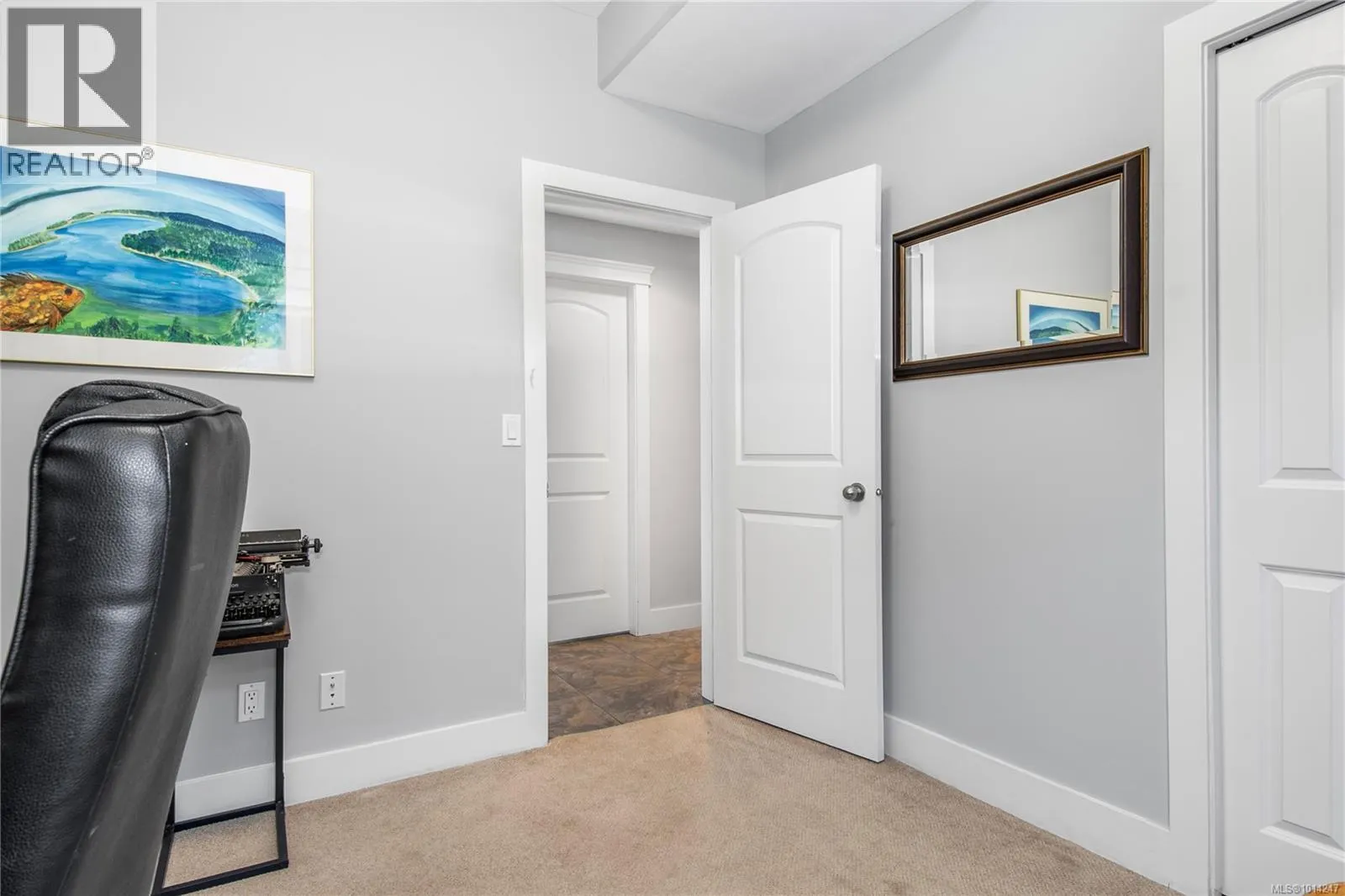 2953 Pacific View Terr